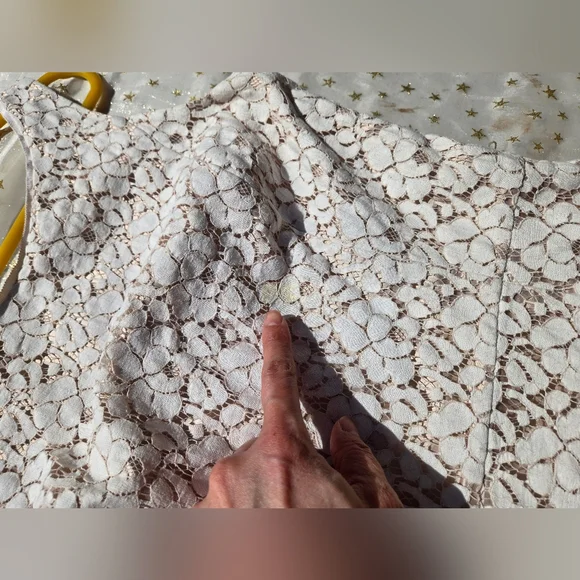 Gorgeous A-line Lace Dress for Easter - Picture 2 of 8